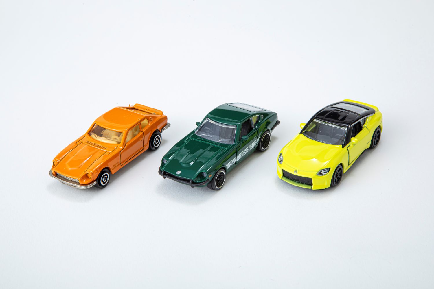 「フェアレディZ」と「ダットサン260Z」と「フェアレディZ（RZ34）」