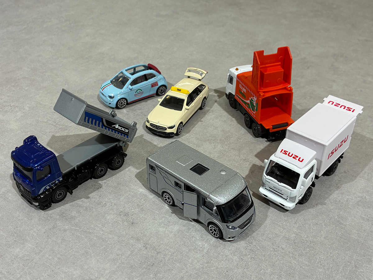 City Premium Vehicles 6台を並べた写真