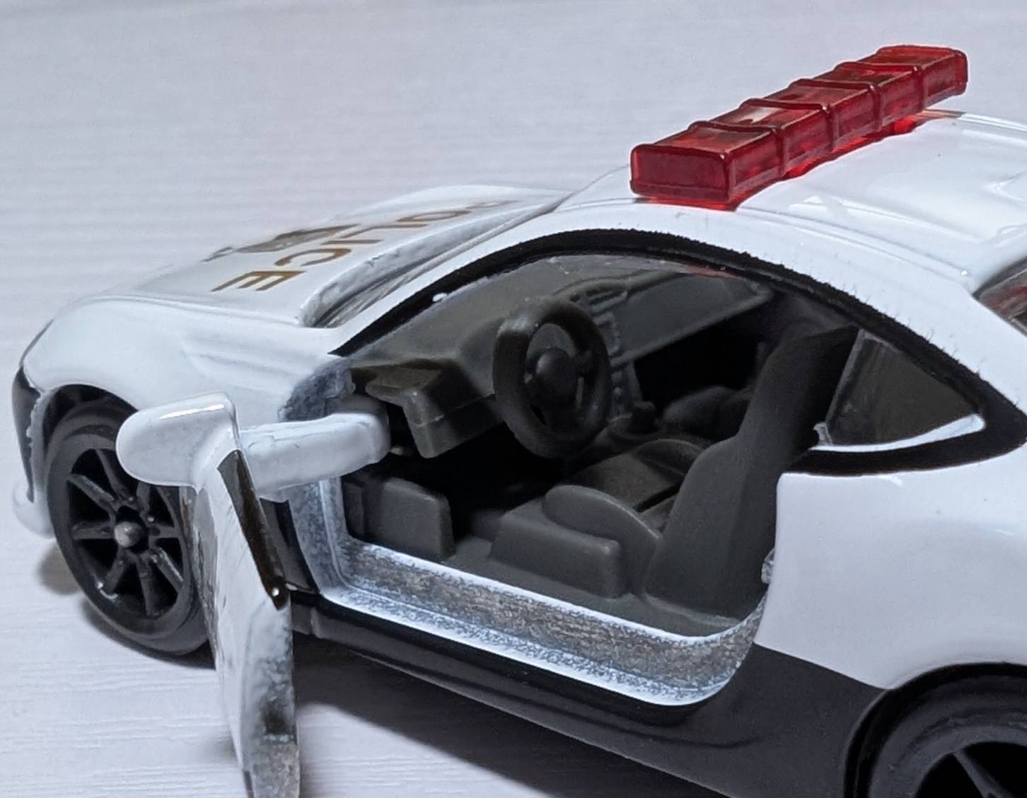トヨタ 86 GT の左ハンドル仕様の内装