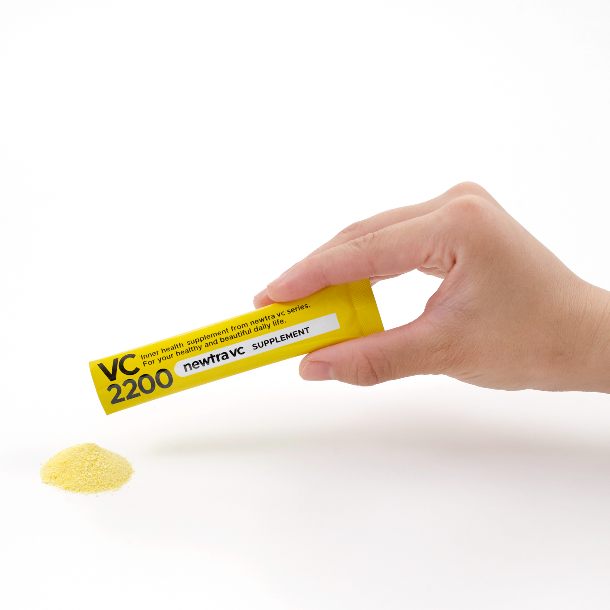 ＼12月24日(水)23:59まで／【大橋 愛子さんコラボ商品】newtra vc28 30mL 定期（1ヶ月毎）★＋★