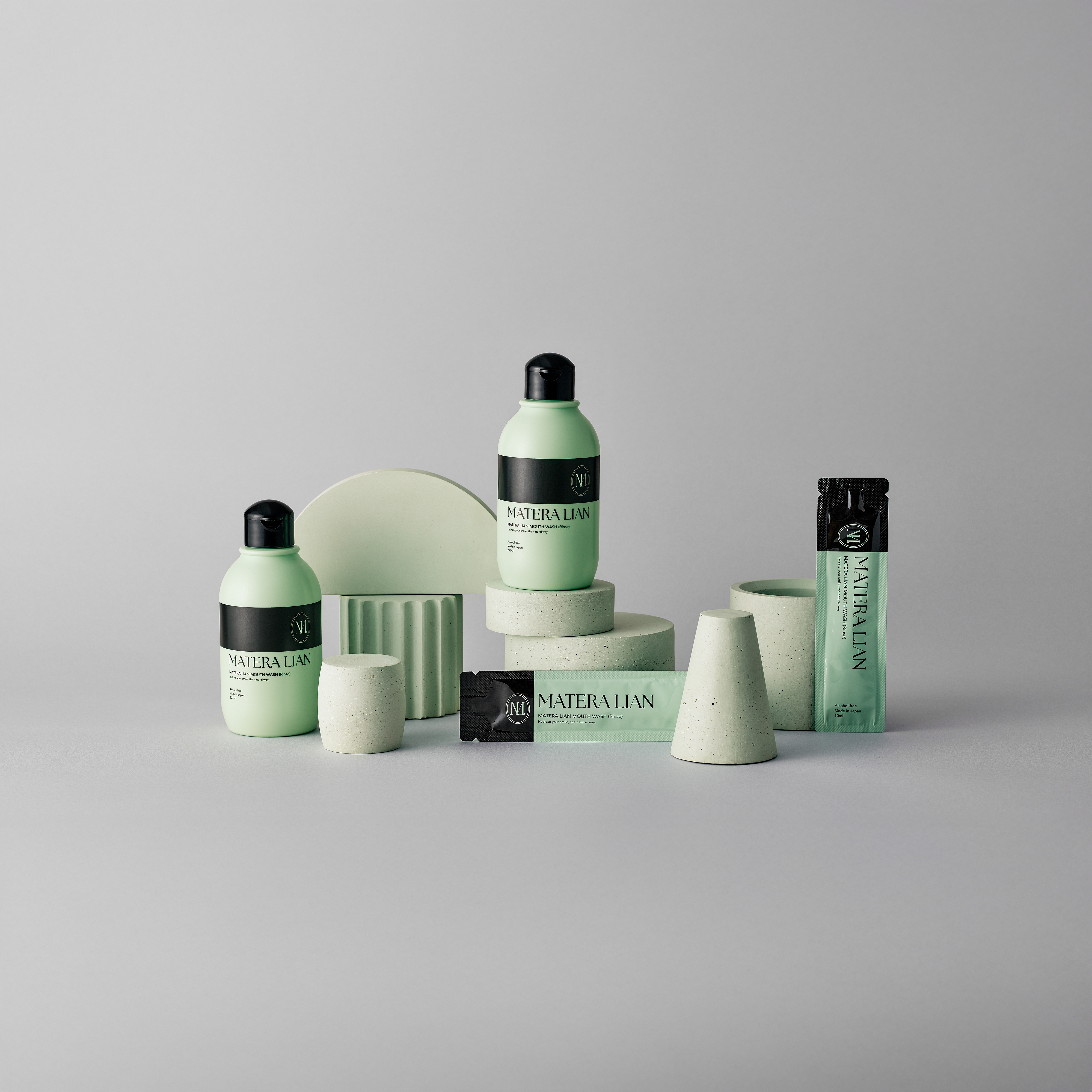 マウスウォッシュボトル