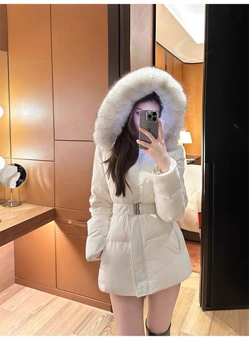 ベルト付きファーアウター