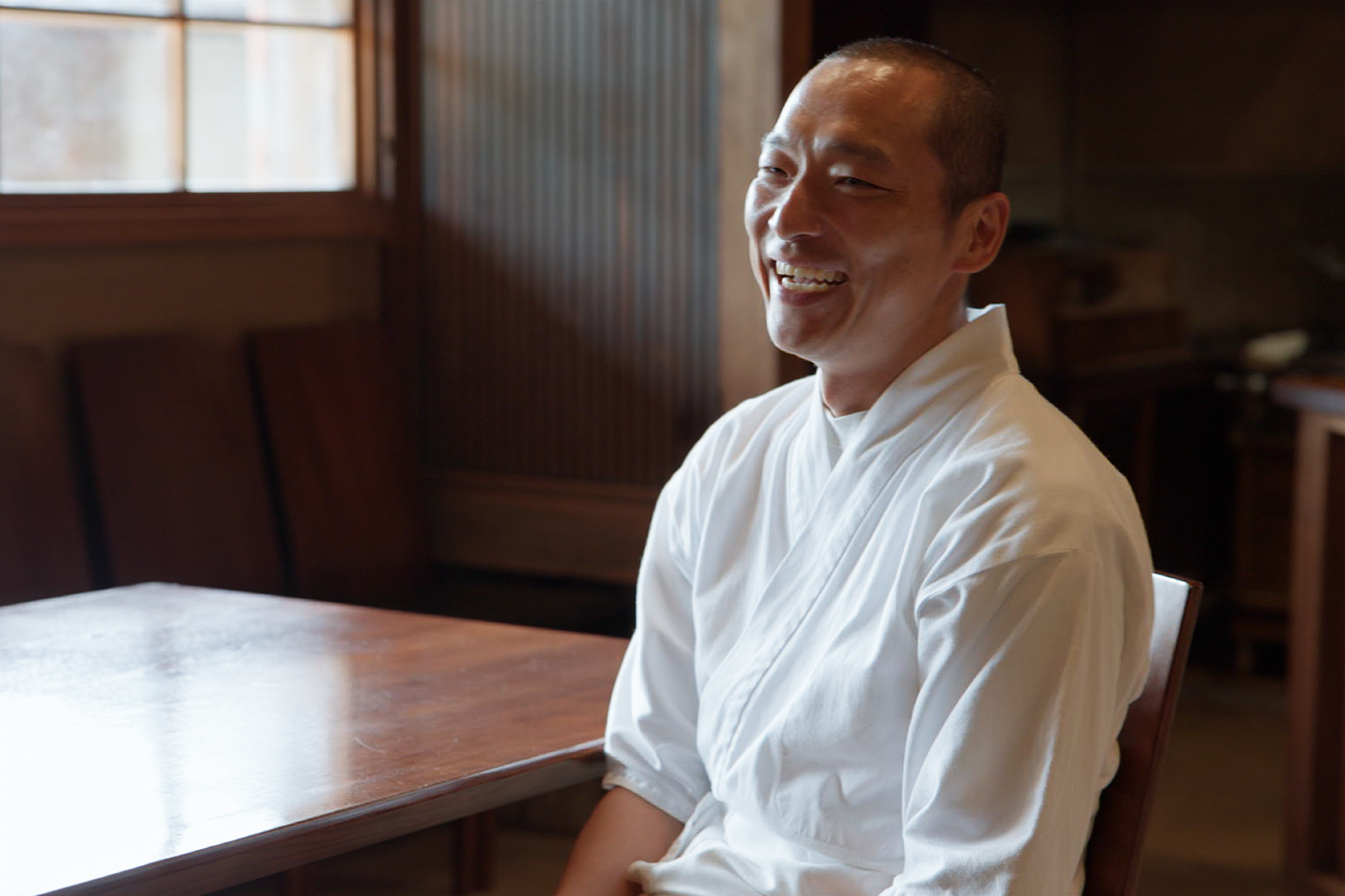 インタビューに応える平河さん