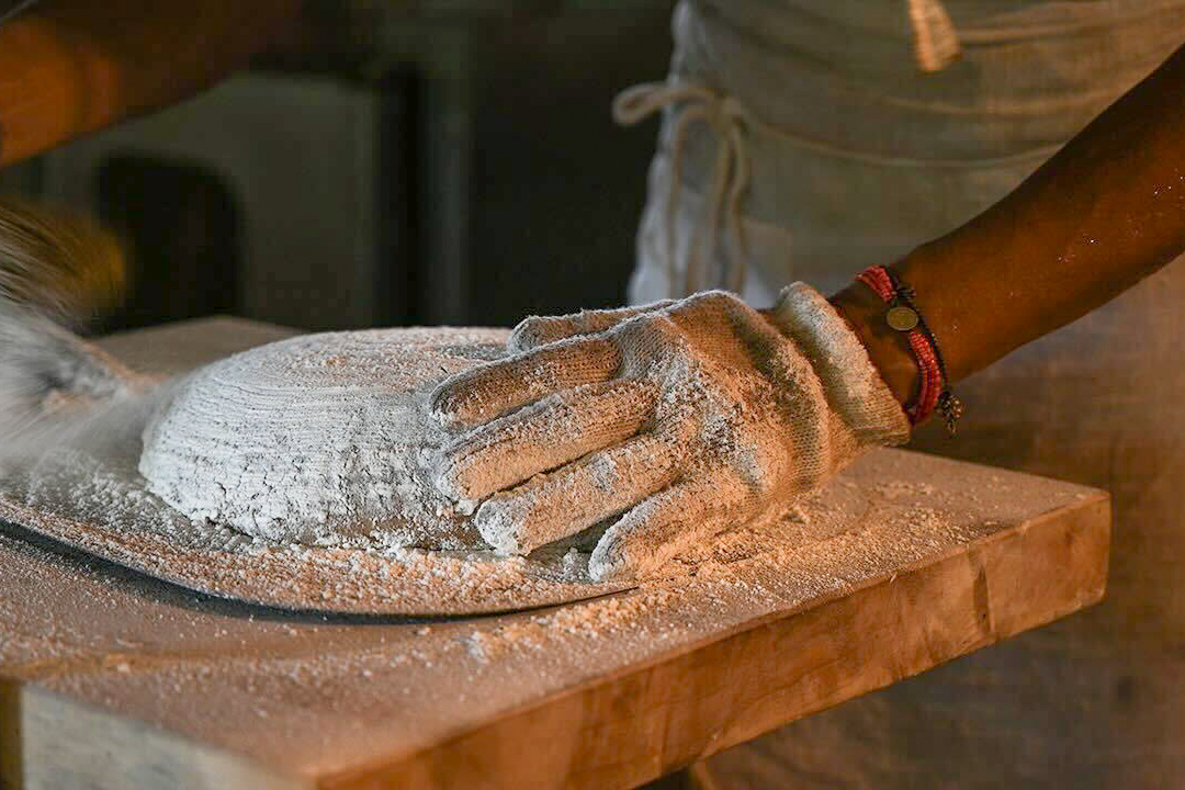【ご褒美ブランチ】薪窯パン & フルーツのセット｜Lサイズ