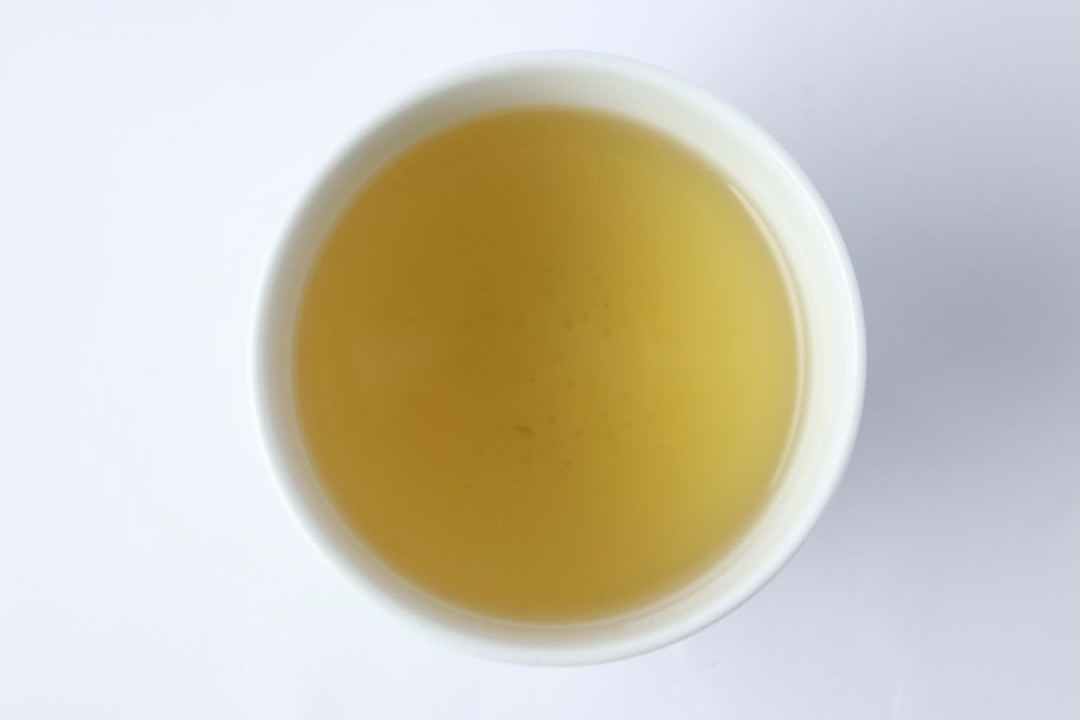 自然栽培の日南龍茶(リーナンロンチャ)｜リーフ