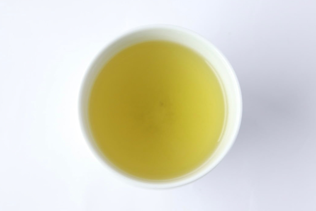 自然栽培の萎凋茶(イチョウチャ)｜リーフ