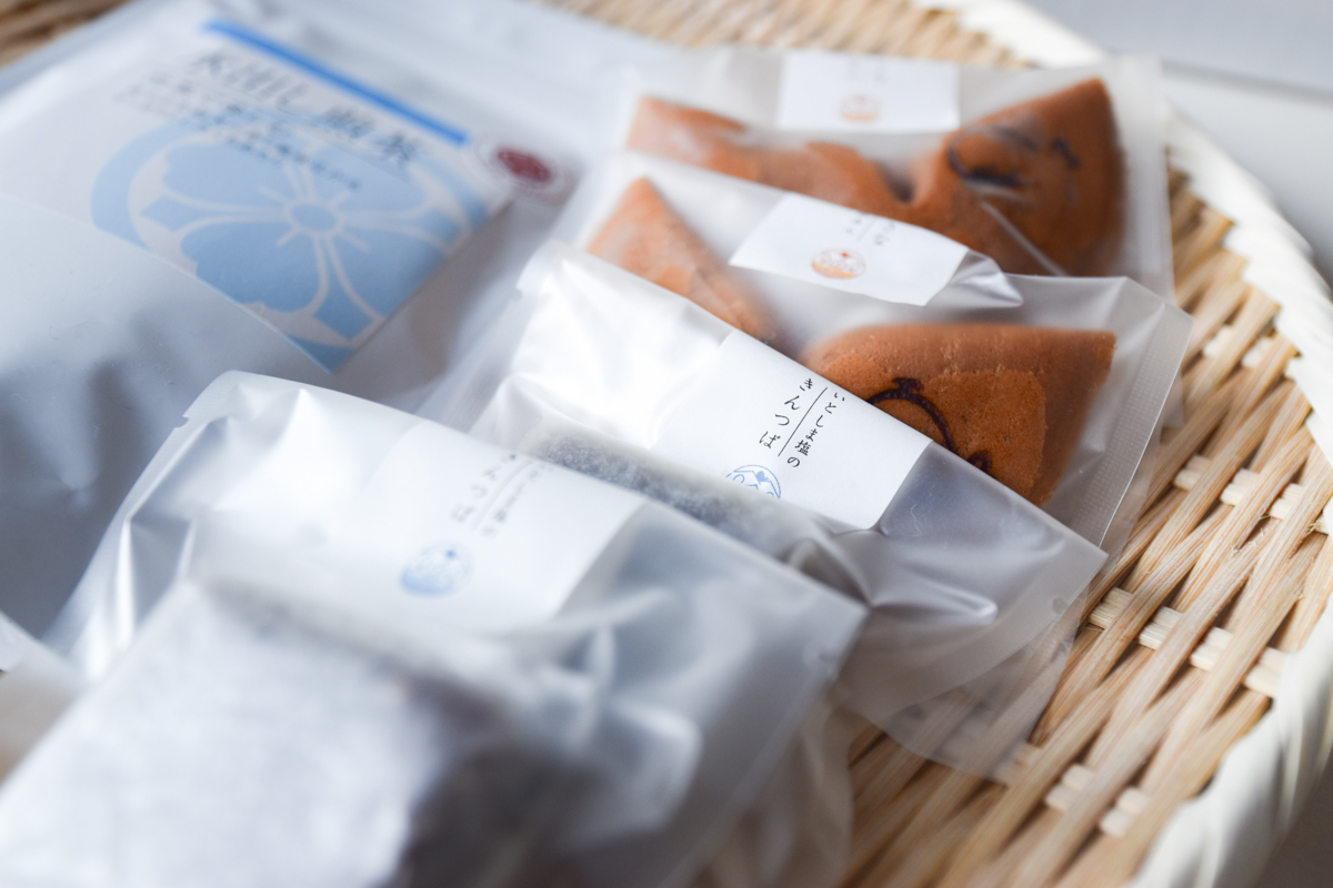 【ギフト】 水出し無農薬 煎茶 & 無添加 和菓子 2品セット