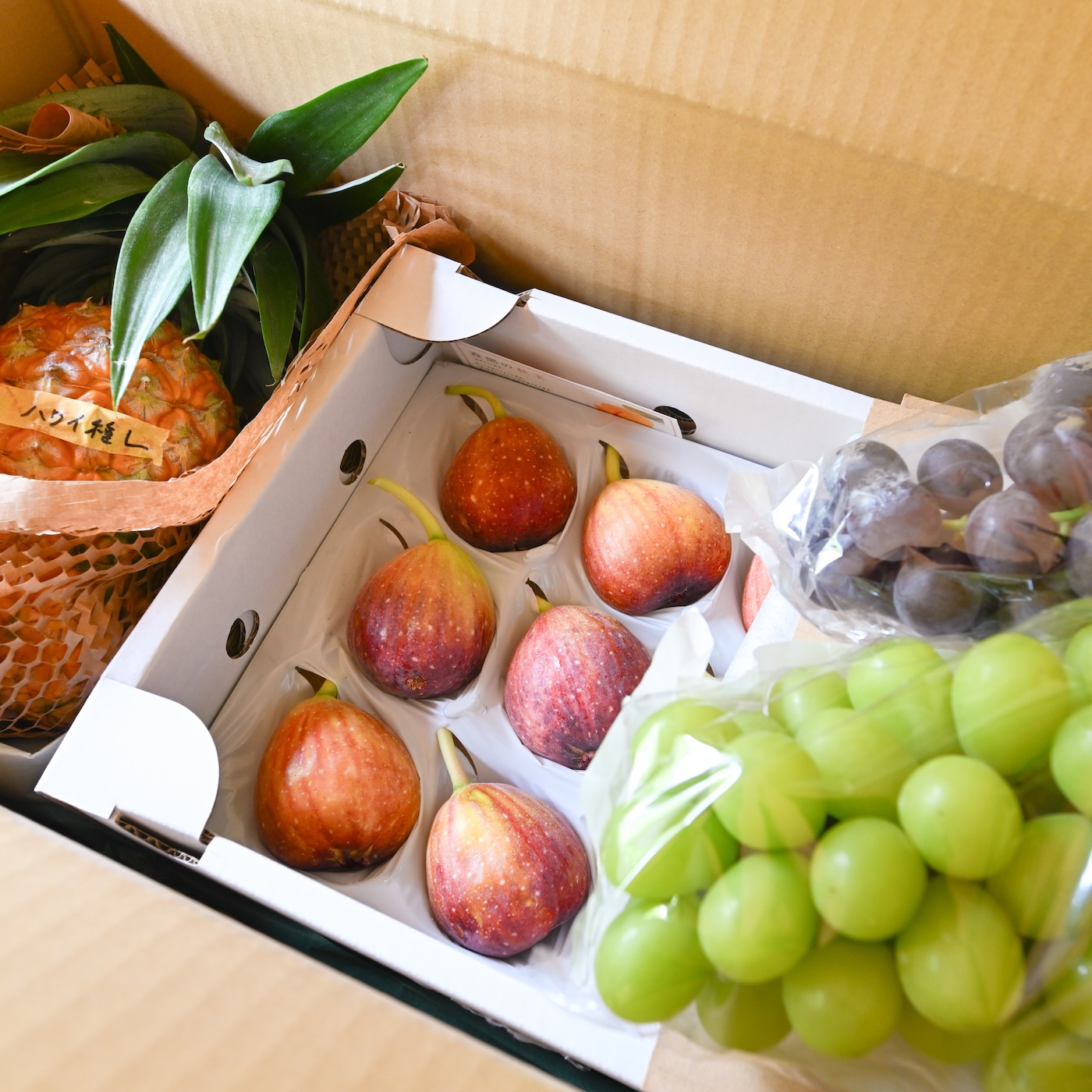 【月替わりおまかせ】旬のフルーツの詰め合わせ FRUIT BOX｜Lサイズ