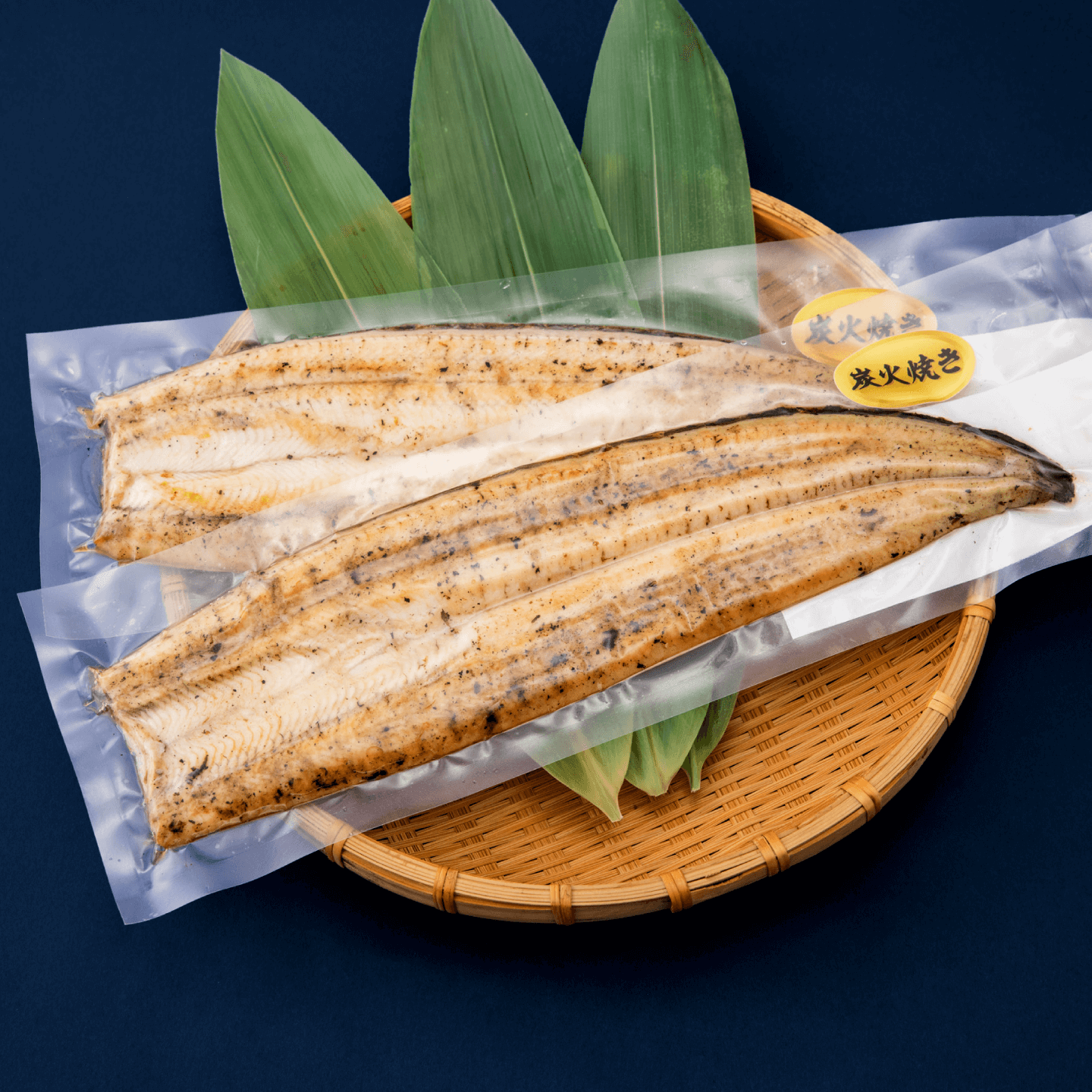 炭火うなぎ白焼き（2尾）＜3~5人前＞&ジェラートプレゼント