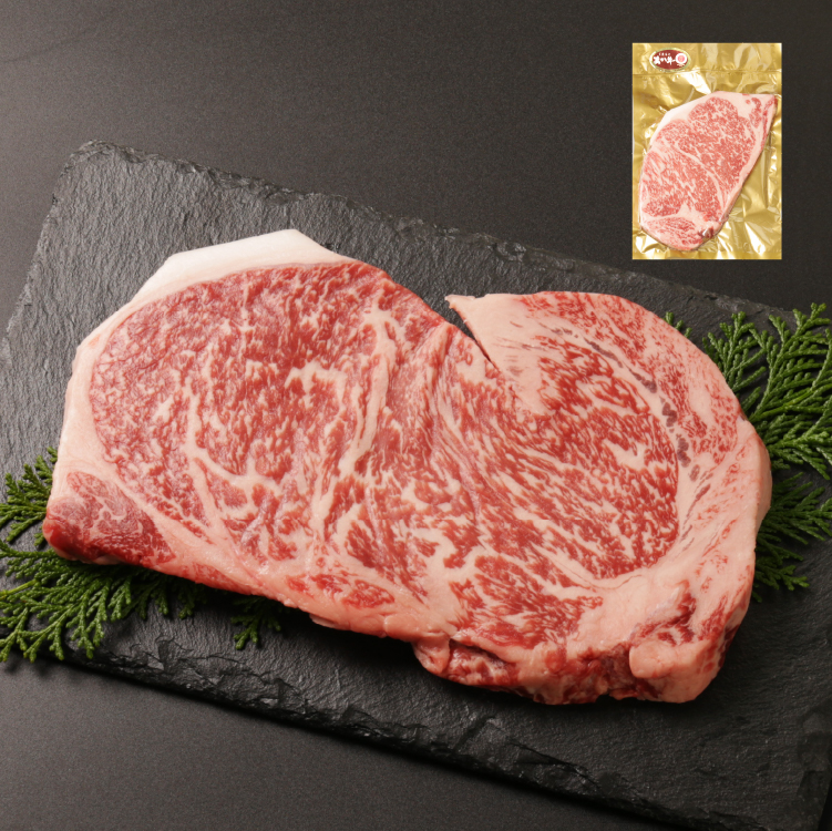 ＜A4等級＞熊本県産 あか牛 サーロインステーキ（300g）