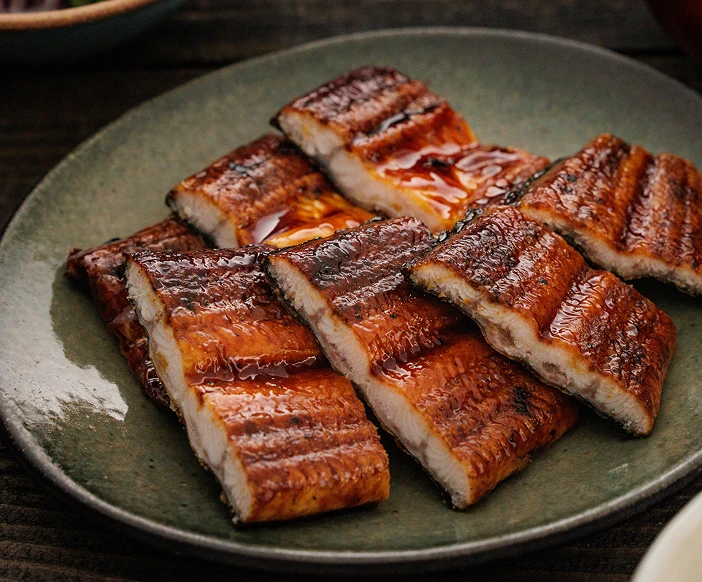 鹿児島県産 炭火手焼きうなぎ蒲焼き（2尾）＜3~5人前＞