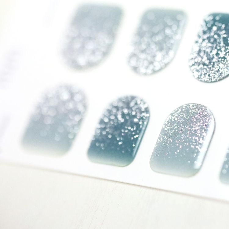 アイスブルーラメグラデーション