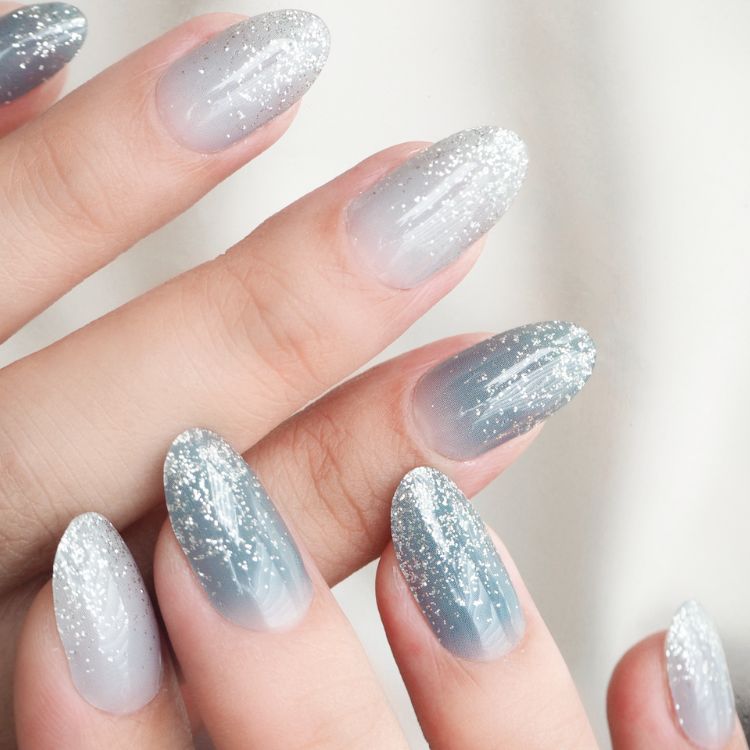 アイスブルーラメグラデーション