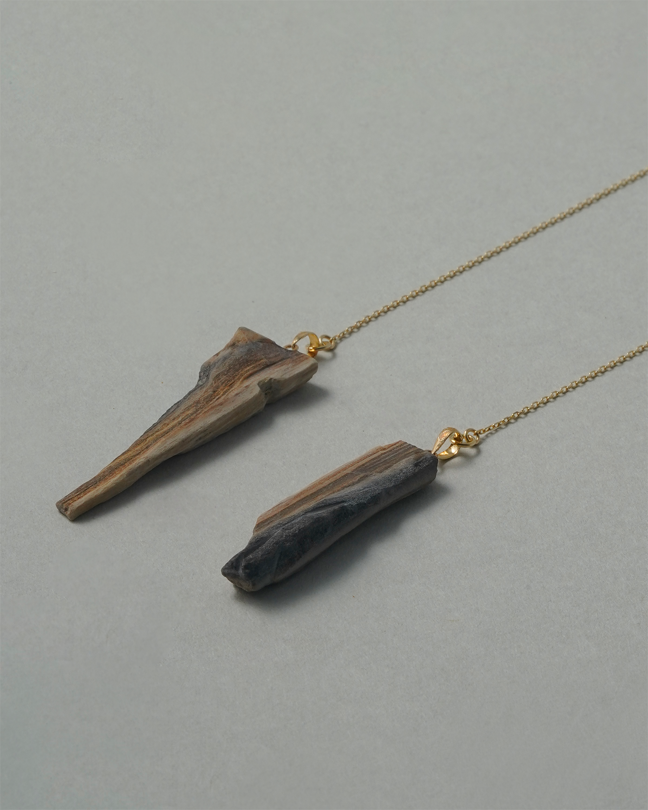 珪化木 ピアス K10 No.002