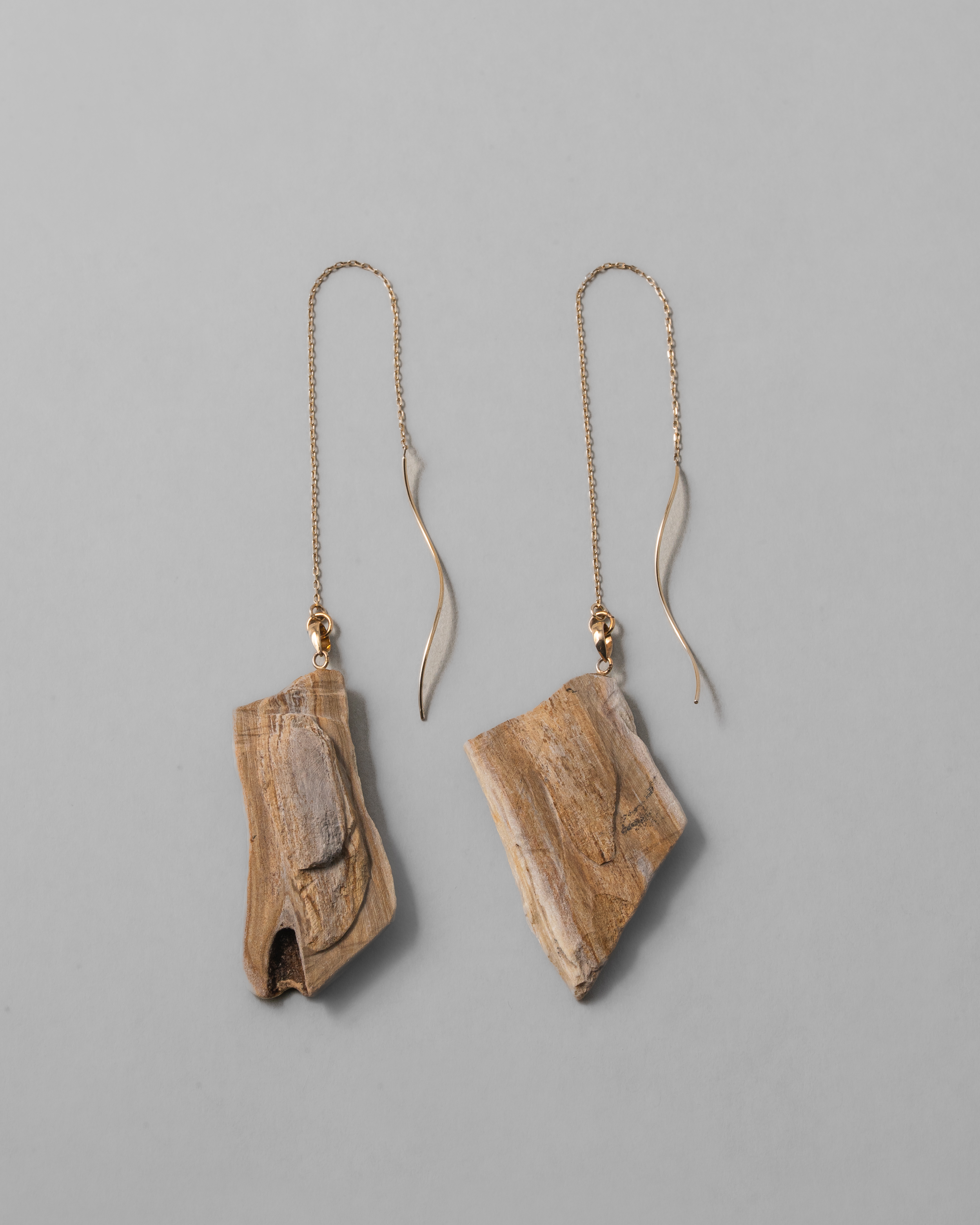 珪化木 ピアス K10（10 金）No.001