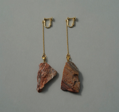 ハイジ◆一点物✧MOPヴェルメイユピアス✧ボタニカルカービング h.. 25 Summer 【home】スムースカーブピアス ニュアンスラインが