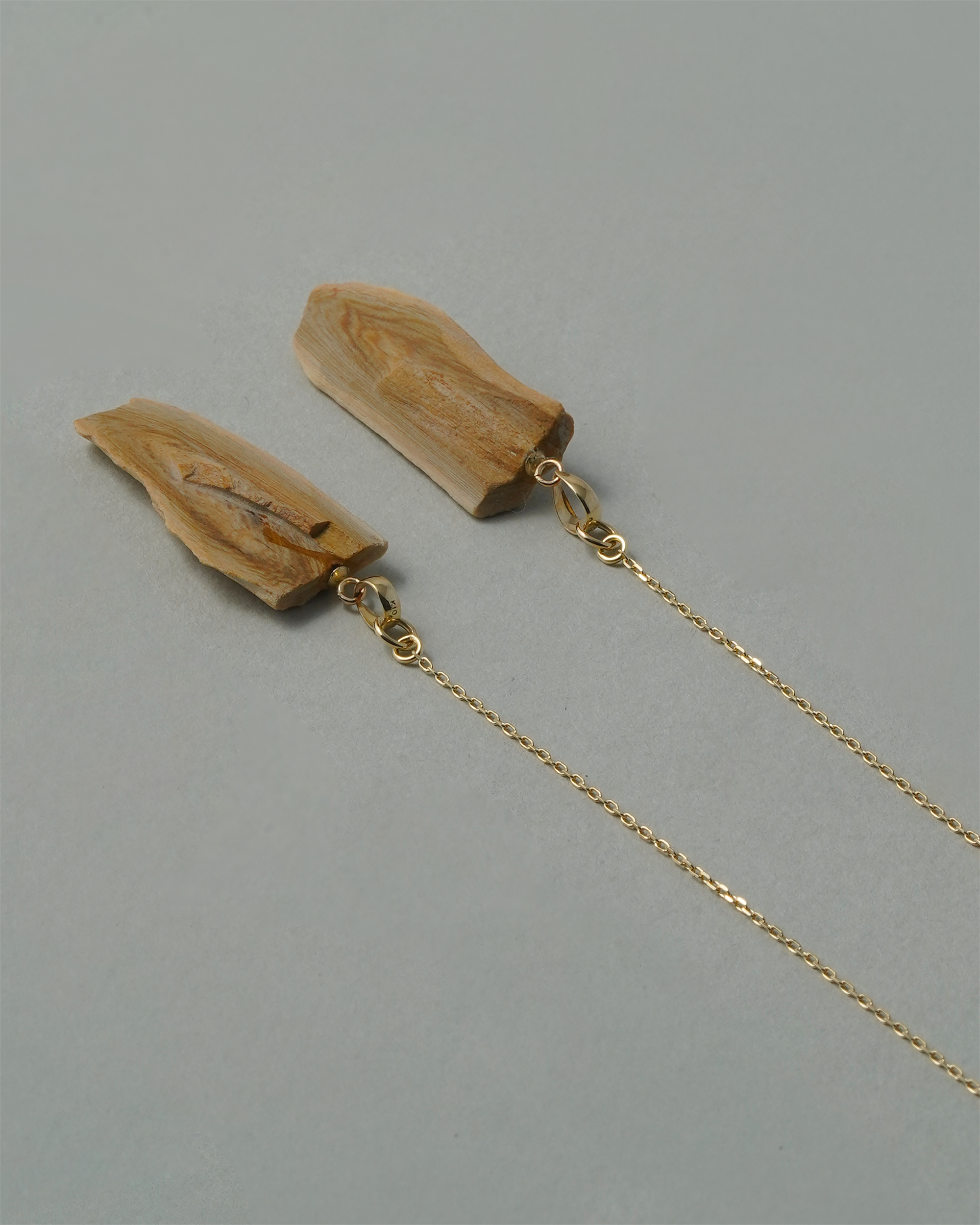 珪化木 ピアス K10（10 金）No.003