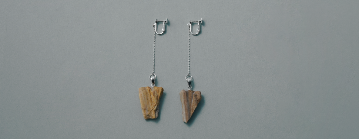 珪化木 イヤリング SUS SV （ステンレス・シルバー）- Petrified wood earring