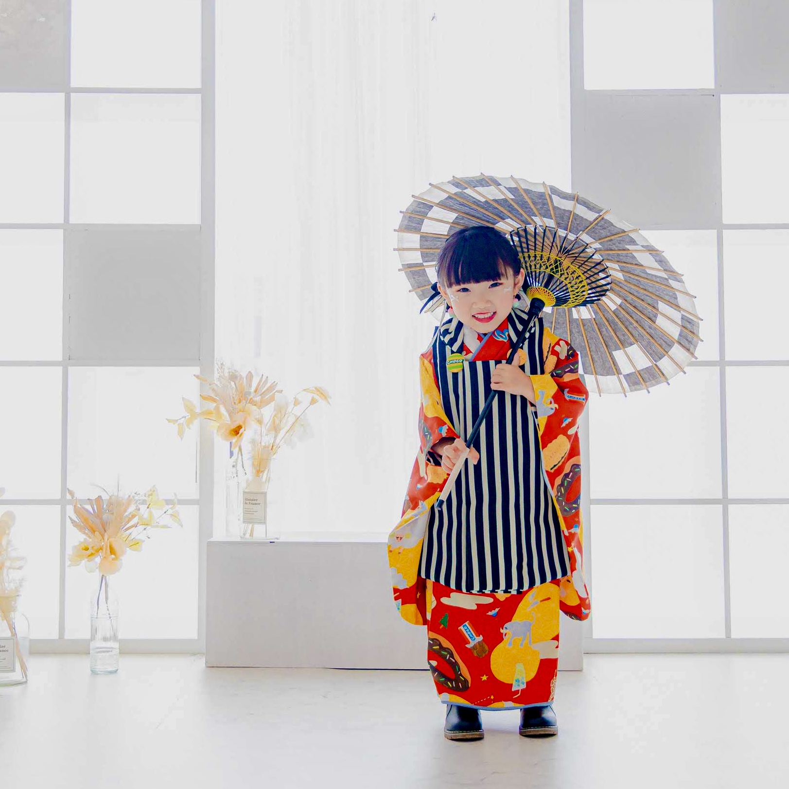 ３歳被布着物セット／AKI ISHIBASHI コラボ（レッド）【ごきげん着物】 サイズ: 90