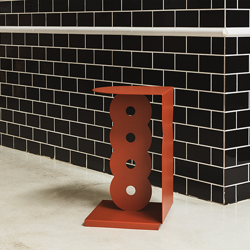 R table | Teracotta