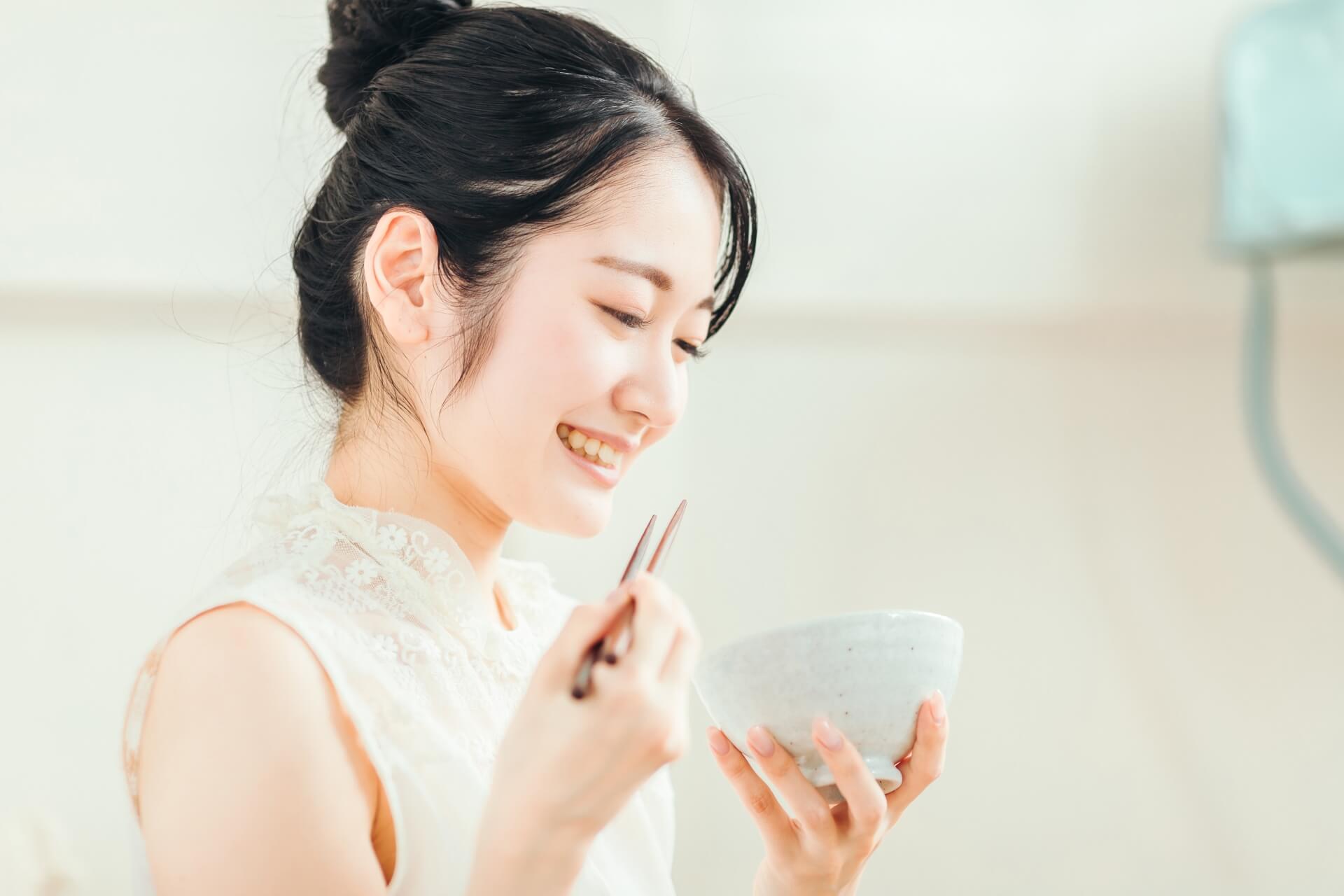 玄米生活とは？注目される理由や続けるコツ、注意点を解説