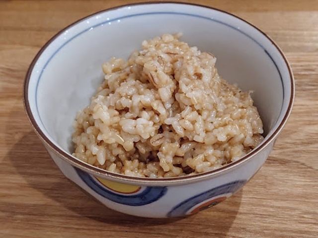 玄米のパサパサ対策と美味しい炊き方イメージ