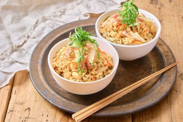 春ゴボウと大豆の炊き込みご飯