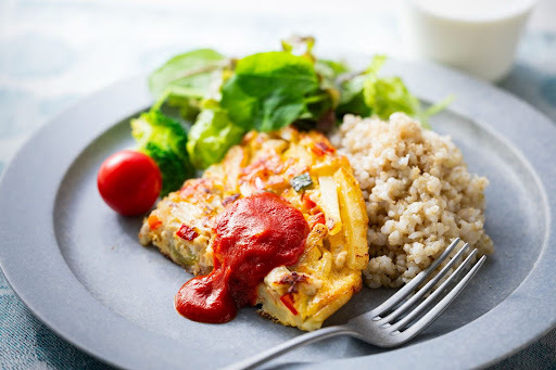 眠くなりにくい食べ物の選び方