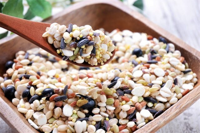 玄米と雑穀米の違いとは？