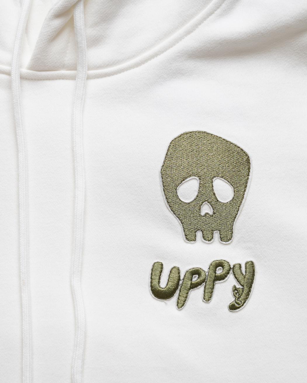 Place D' UJI UPPYワッペンパーカー ホワイト