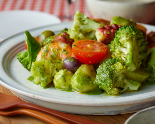 じゃがいもとシーフードのバジルサラダ  　調理イメージ