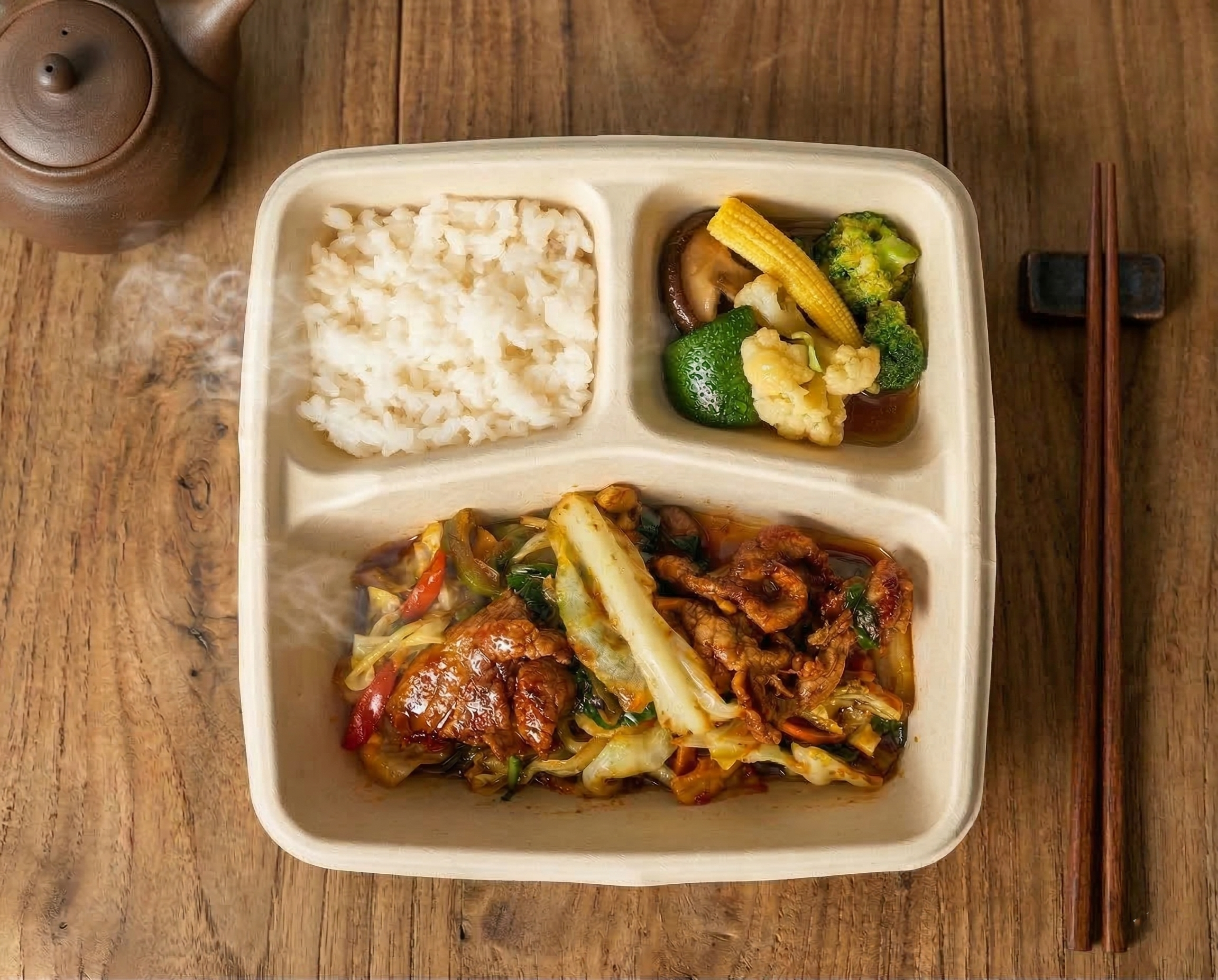 三元豚とキャベツの香ばし味噌炒め弁当