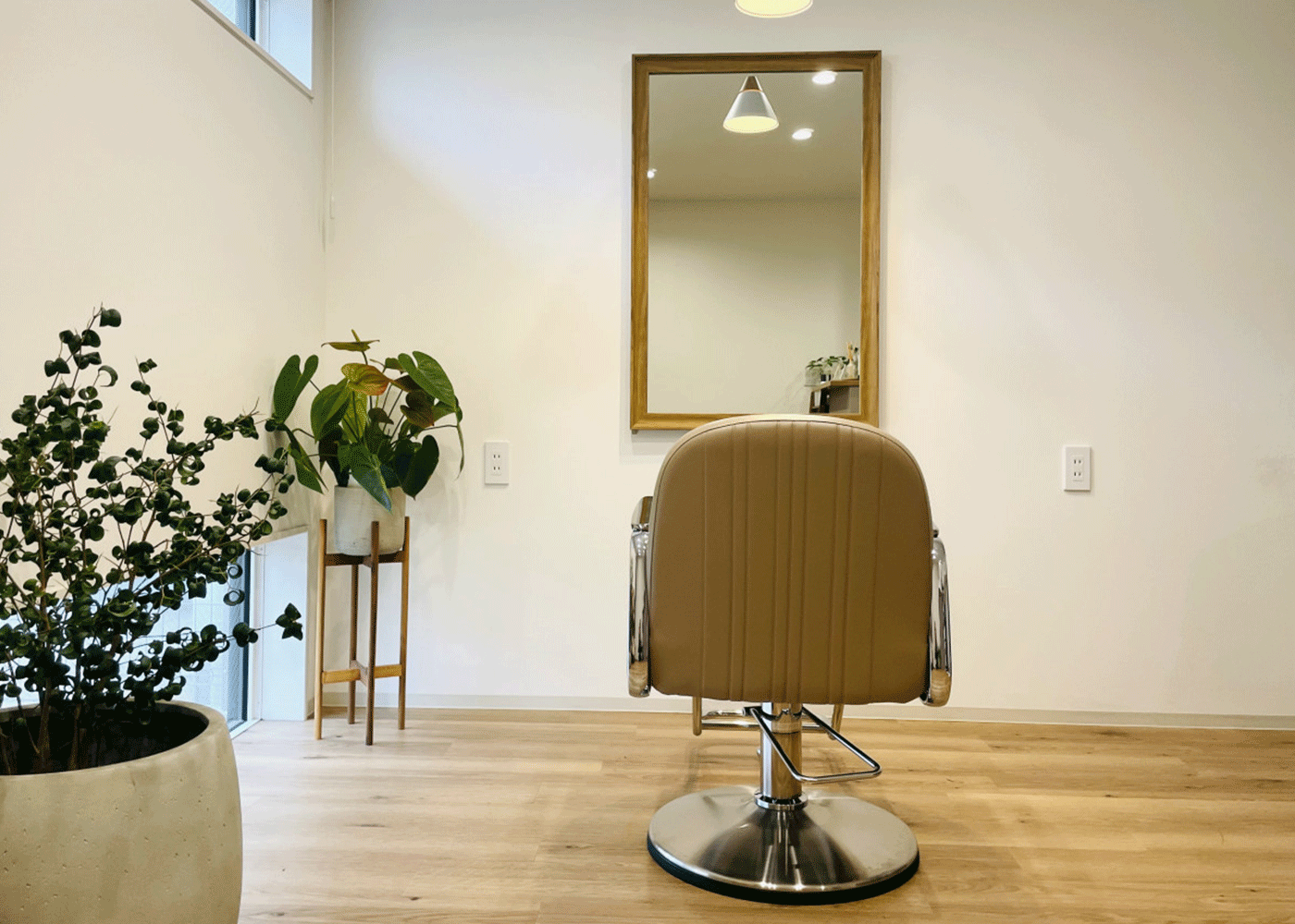 Utoa Hair