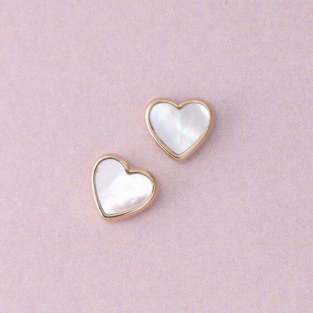 K10 YG ハートモチーフ シェル ピアス  P-75