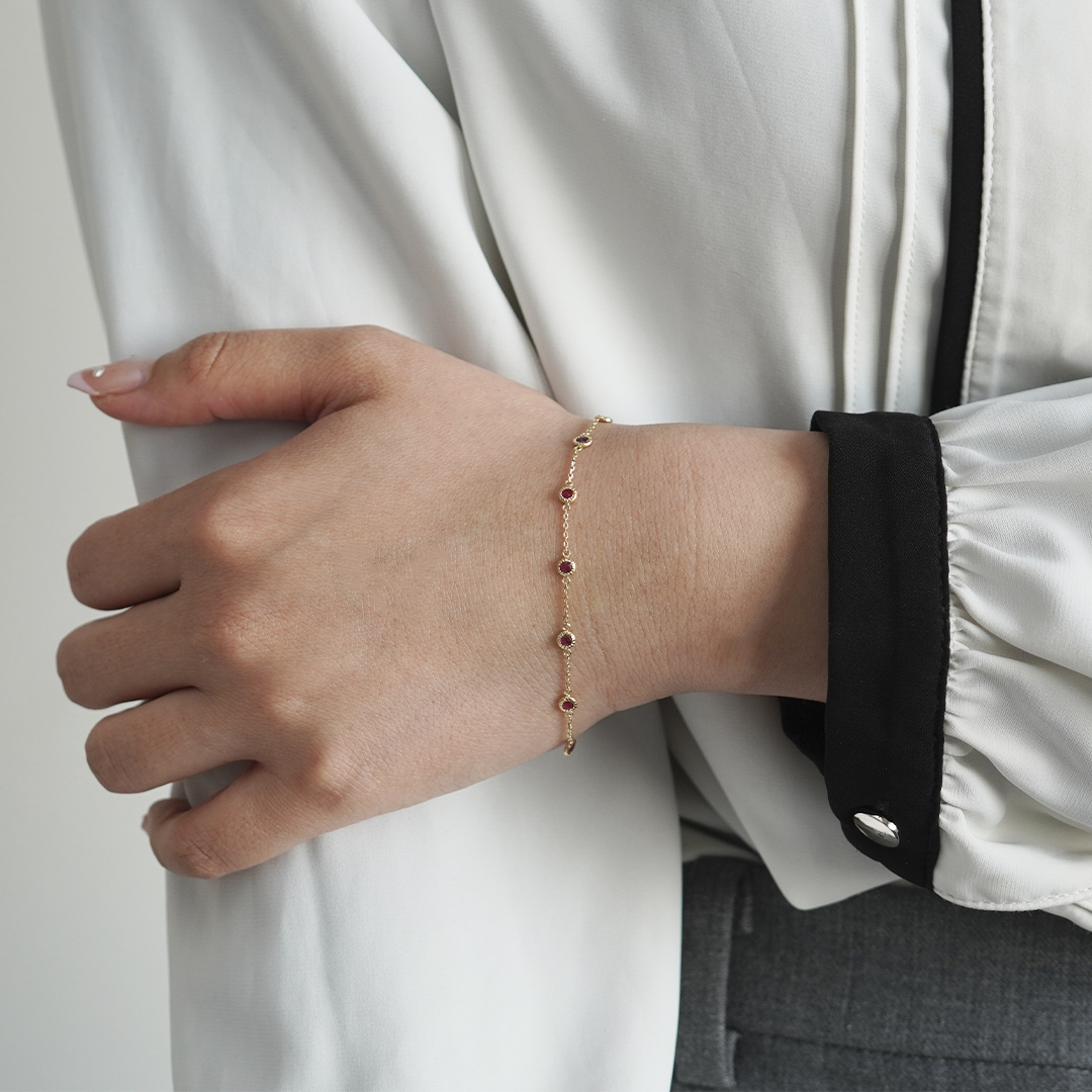 K18 YG ルビー ブレスレット  B-19