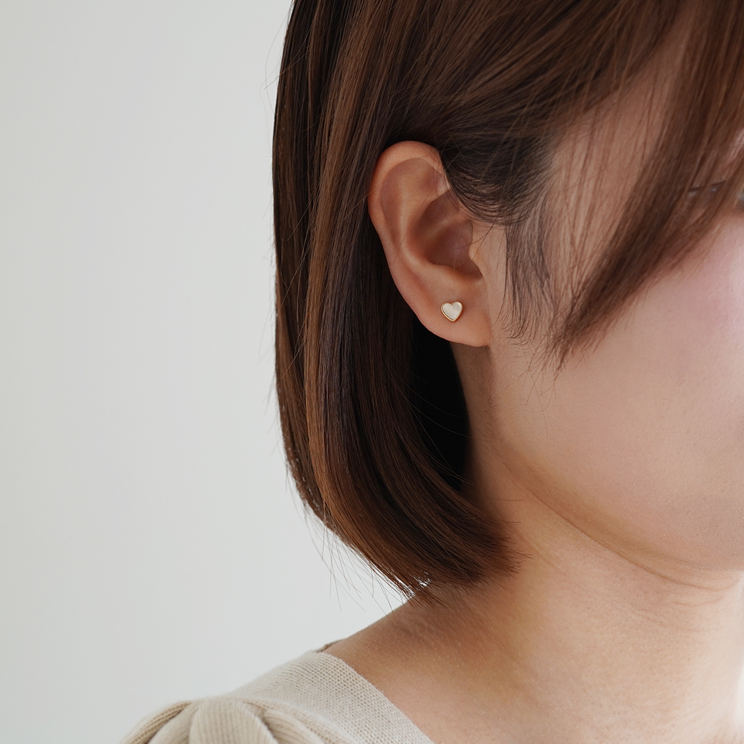 K10 YG ハートモチーフ シェル ピアス  P-75