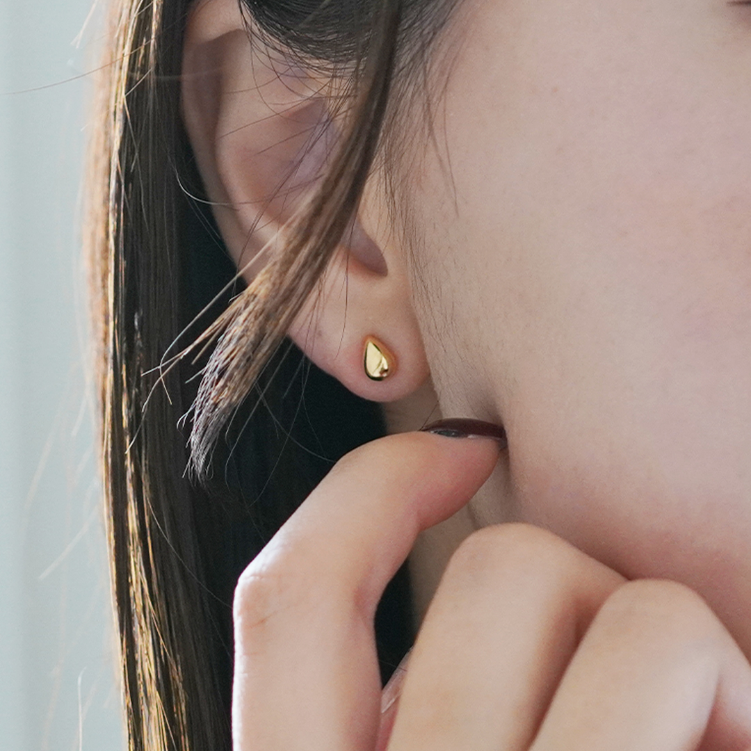 K18 YG ドロップモチーフ ピアス  P-13