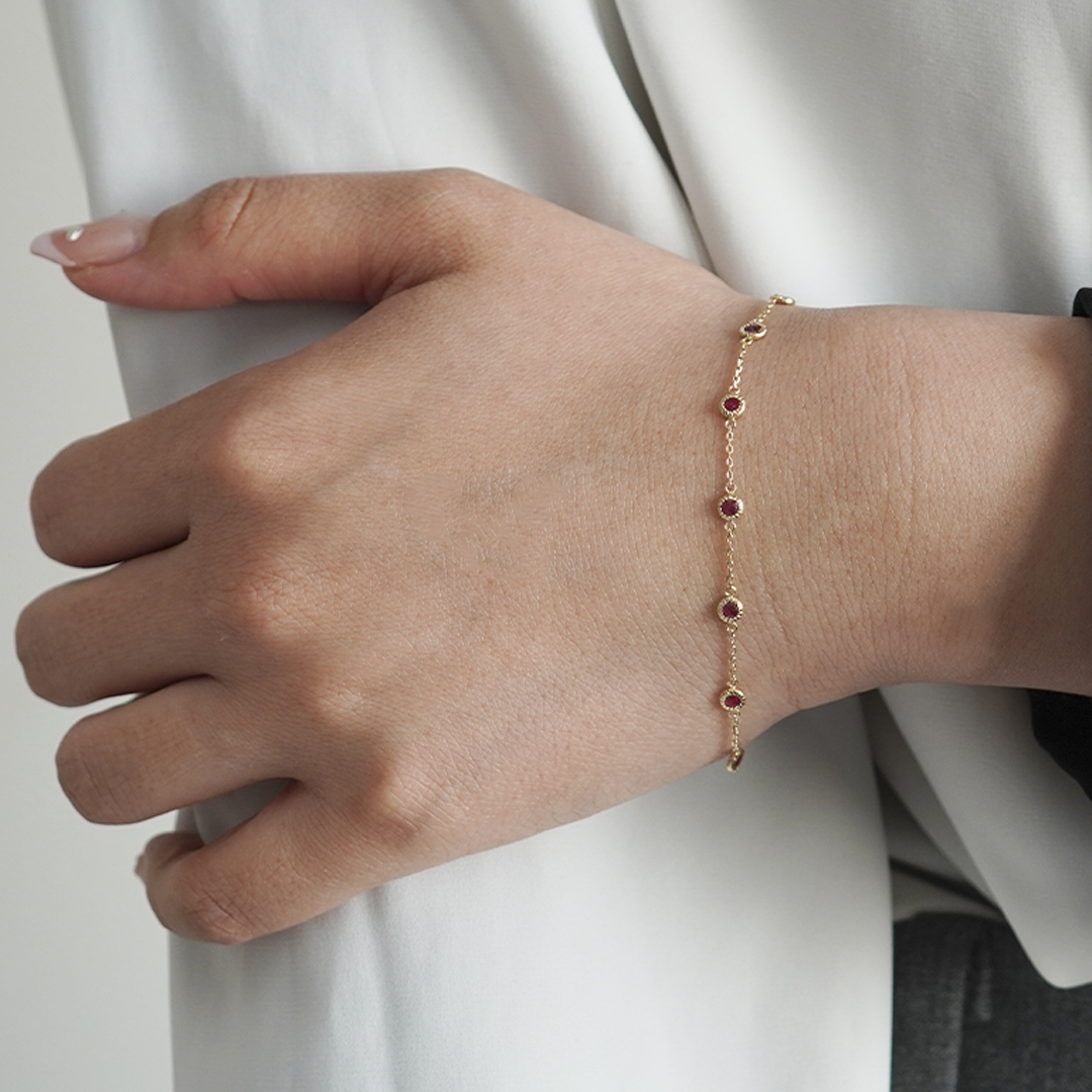 K18 YG ルビー ブレスレット  B-19