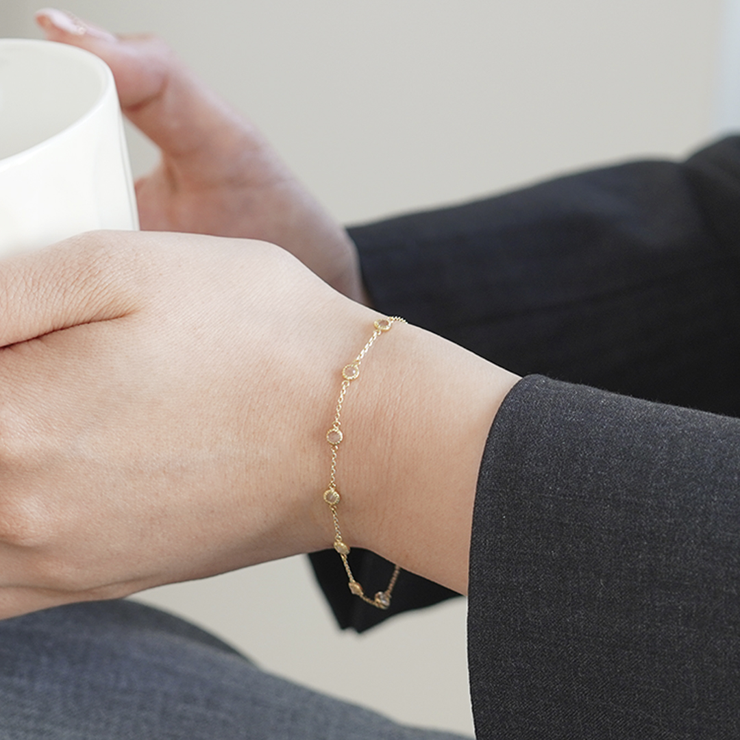 K18 YG ムーンストーン ブレスレット  B-17