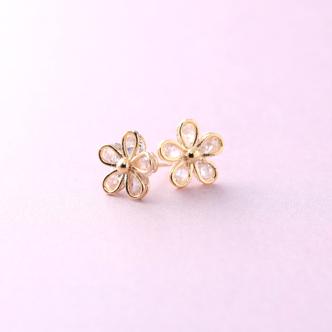 K18 YG フラワーモチーフ ピアス  P-1