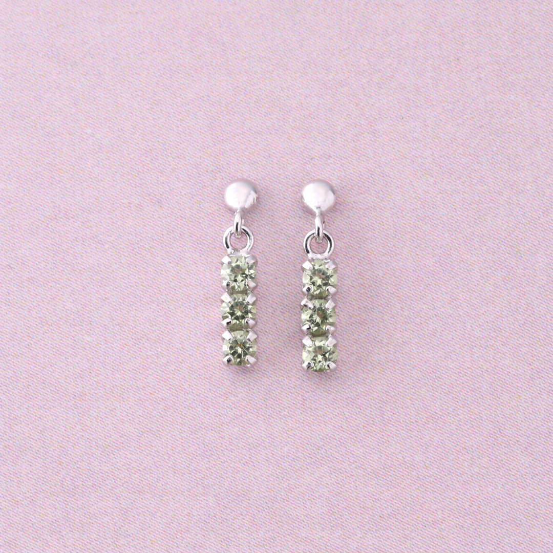 K10 WG ペリドット ピアス  P-10