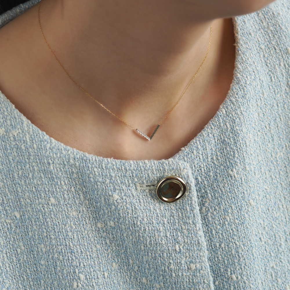 K18 YG PT900 Vライン ネックレス N-76