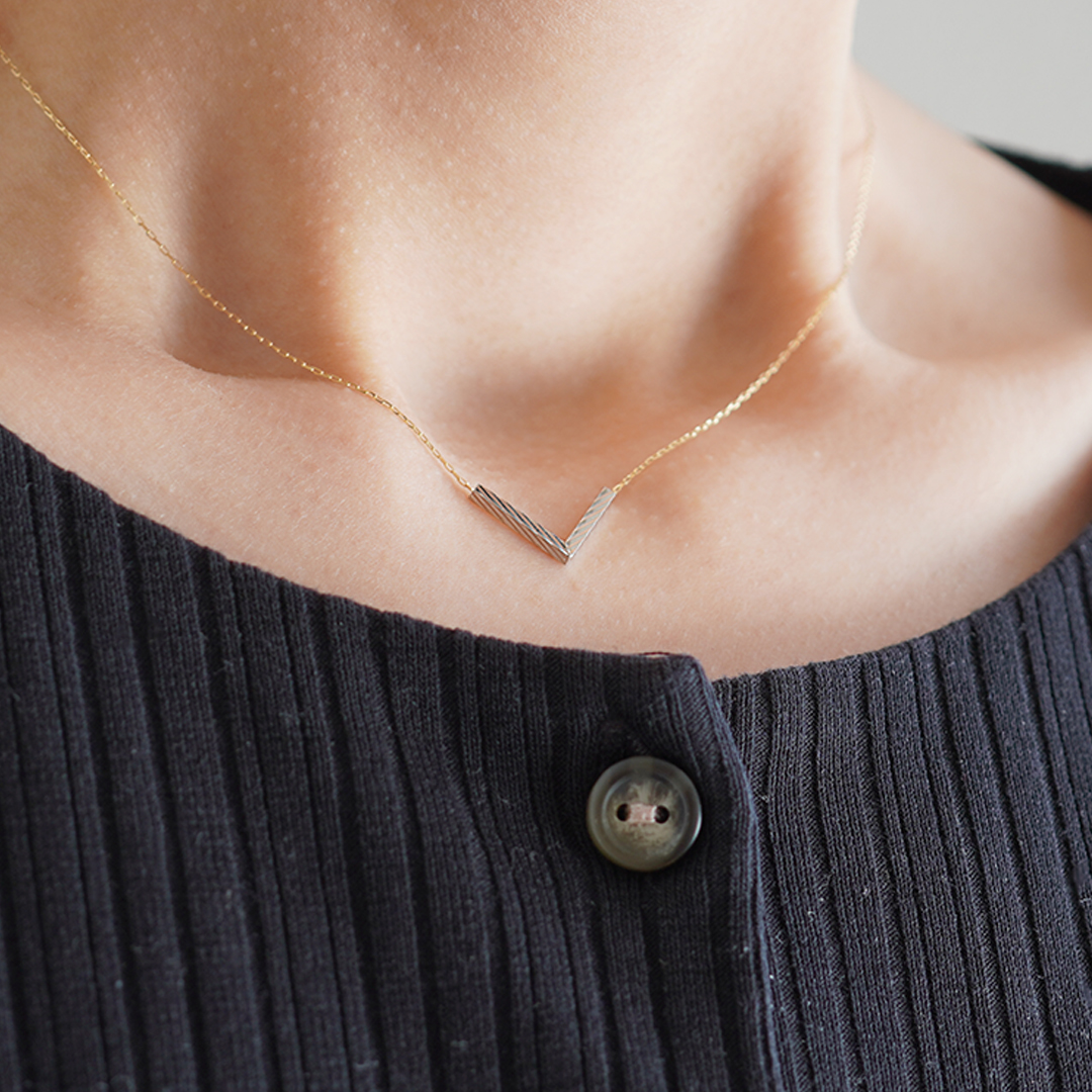 K18 YG PT900 Vライン ネックレス N-76