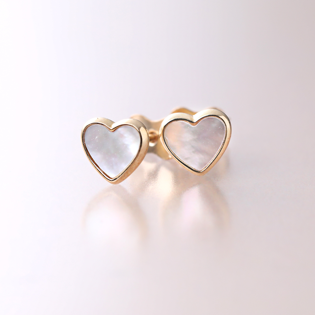 K10 YG ハートモチーフ シェル ピアス  P-75