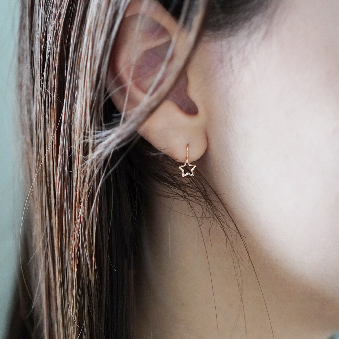 K10 YG スターモチーフ  ピアス  P-4