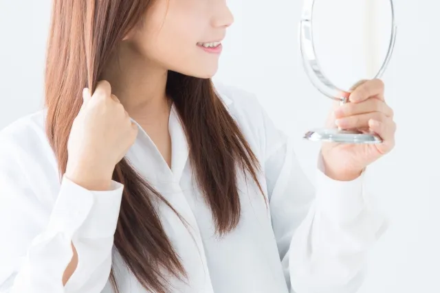 傷んだ髪は正しいダメージケアで扱いやすく整えよう