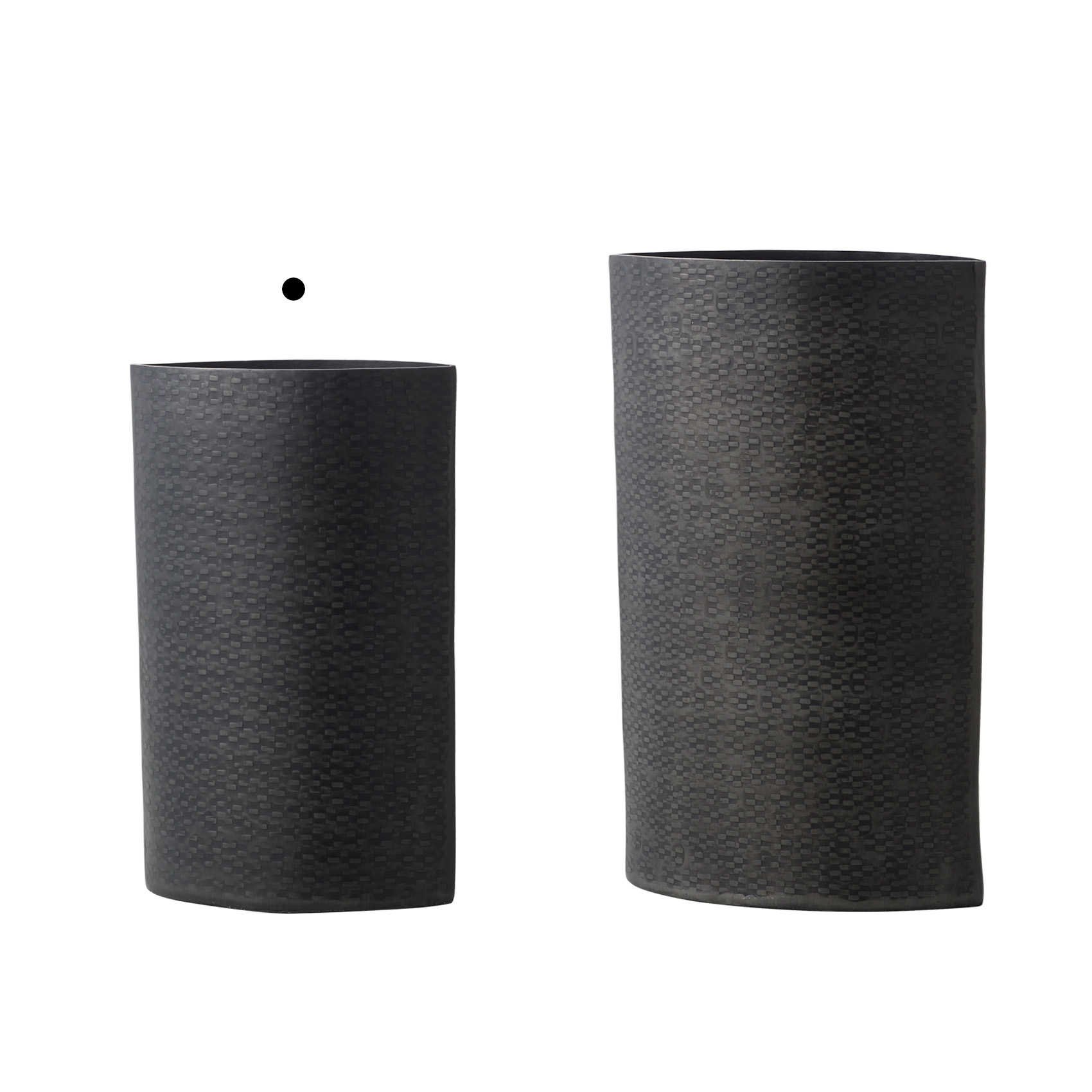 Aluminum tricot 形状展開: S  外寸：20L×10W×32H, カラー展開: BLACK