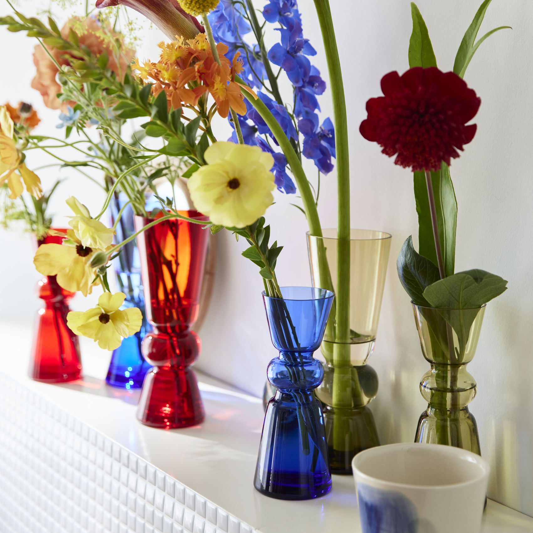 valoa 形状展開: S  外寸：6.5φ×16H, カラー展開: OLIVE YELLOW