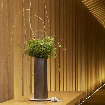 sobre 形状展開: S  外寸：9.5L×9.5W×31H, カラー展開: NATURAL BROWN