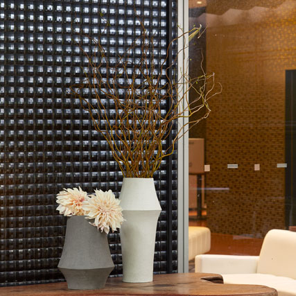 ZARA 形状展開: S  外寸：23φ×30H, カラー展開: MATT WHITE